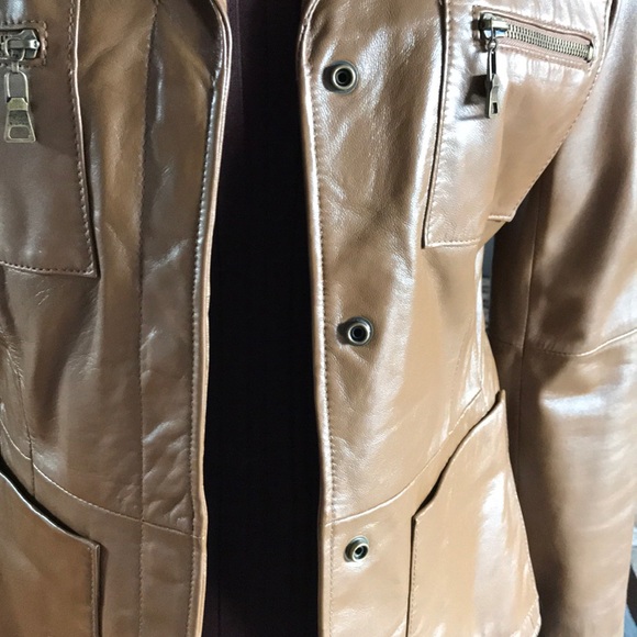 Leather jacket - Picture 4 of 7